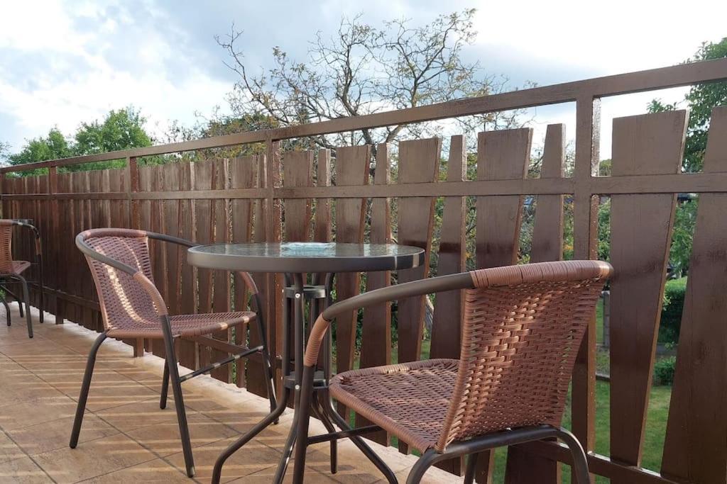 Klasicky Dum, 5 Loznic , 5 Bedrooms, Tatil Evi Prag
