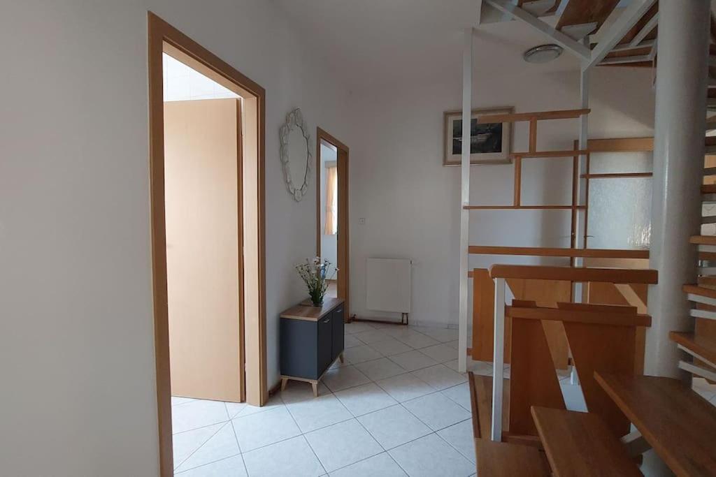 Klasicky Dum, 5 Loznic , 5 Bedrooms, Tatil Evi *