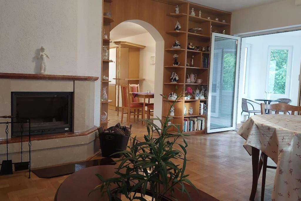 Klasicky Dum, 5 Loznic , 5 Bedrooms, Tatil Evi *