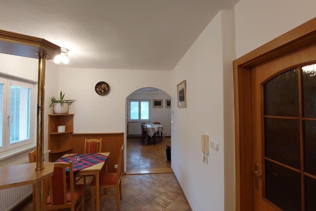 Tatil Evi Klasicky Dum, 5 Loznic , 5 Bedrooms,