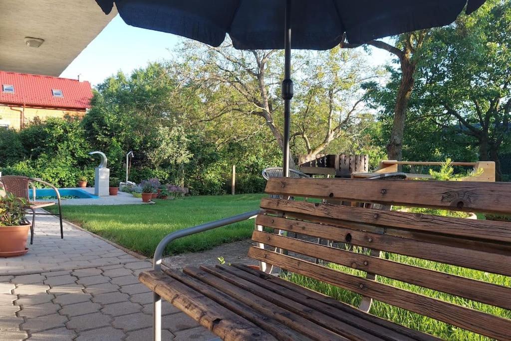 Klasicky Dum, 5 Loznic , 5 Bedrooms, Tatil Evi Prag