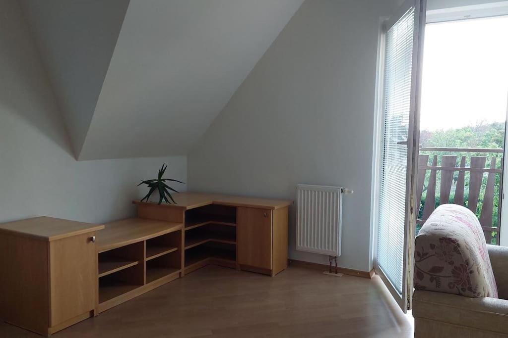 Klasicky Dum, 5 Loznic , 5 Bedrooms, Tatil Evi Prag